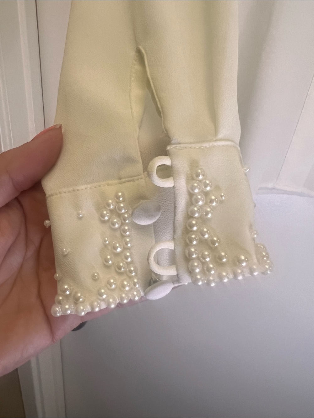 Alfred Dunner Petite Pearl Collar Blouse White Button Up Preppy Chic - Picture 8 of 11